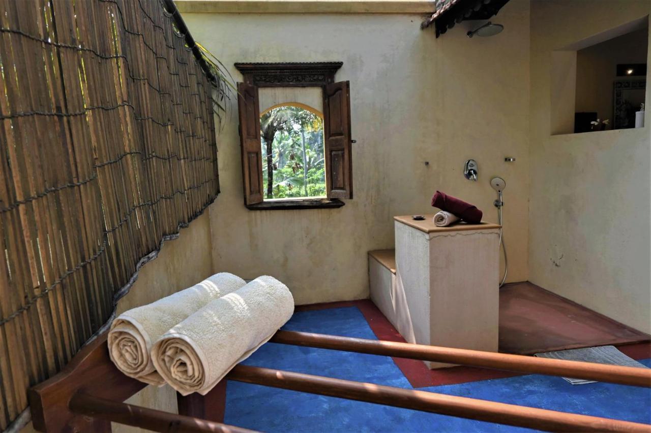 Ameya Kerala Hotel Alappuzha Exterior photo
