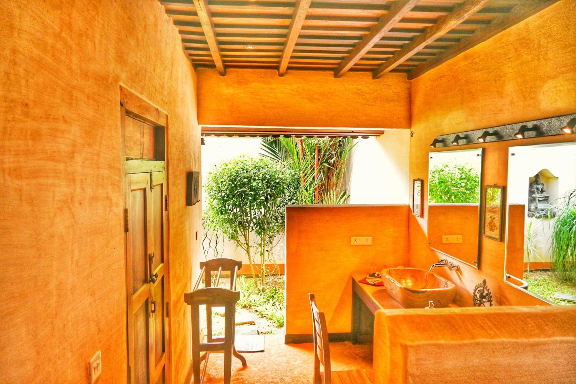 Ameya Kerala Hotel Alappuzha Room photo