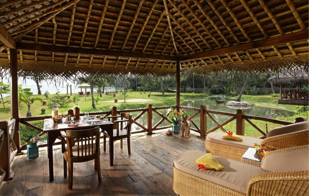 Ameya Kerala Hotel Alappuzha Exterior photo