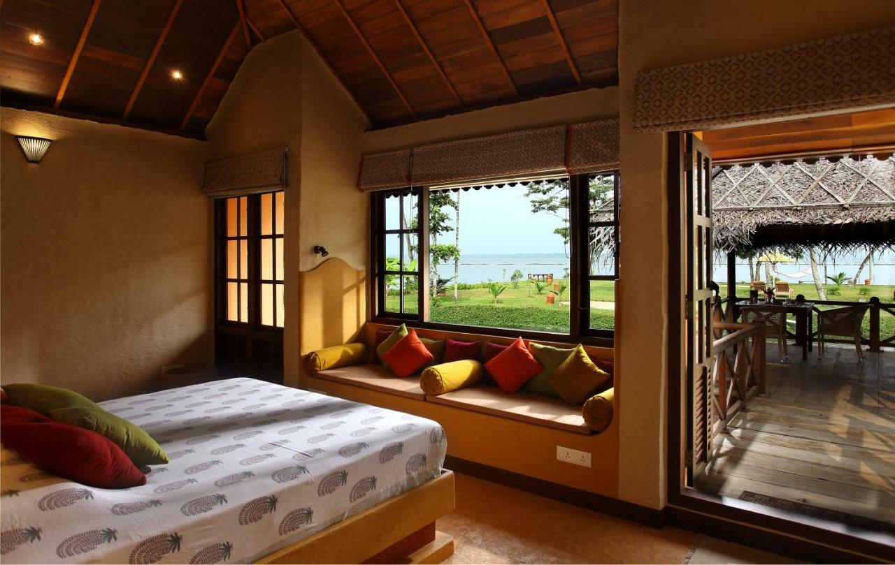 Ameya Kerala Hotel Alappuzha Exterior photo